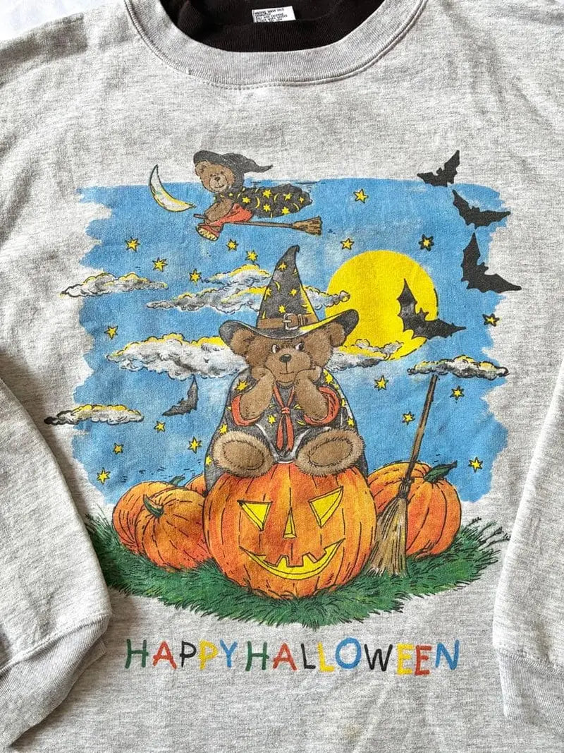 HAPPY HALLOWEEN WITCH BEAR TEE / CREW NECK