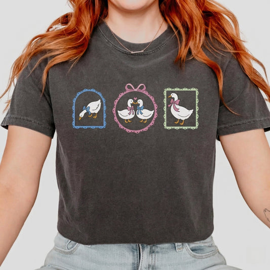 THE BOWTIE GOOSE TEE / CREW NECK