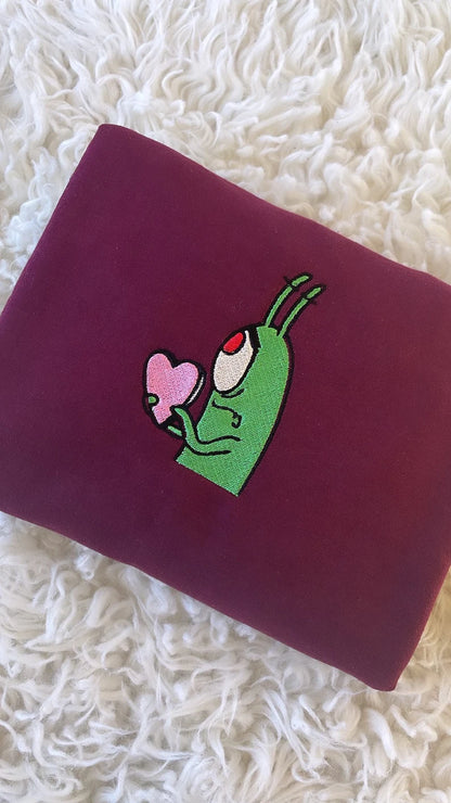 PLANKTON HEART EMBROIDERED CREW NECK / HOODIE