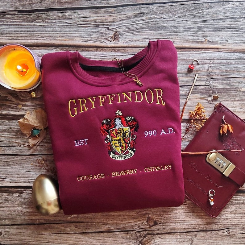 Harry Potter Hogwarts New Model Academy Embroidered Sweatshirt