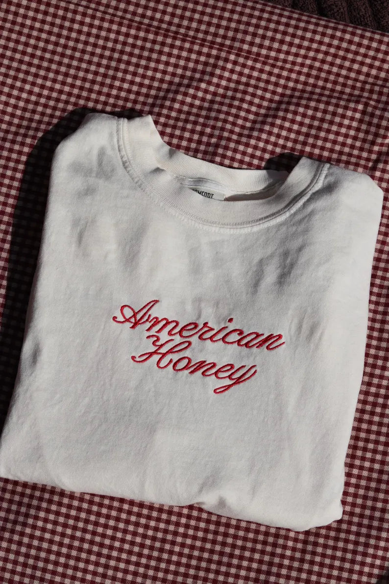 AMERICAN HONEY EMBROIDERED CREW NECK / HOODIE