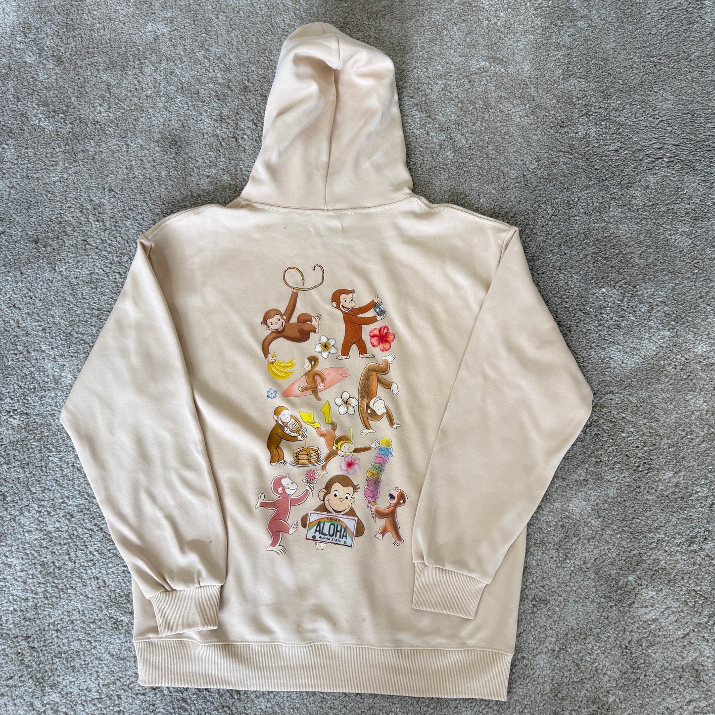 CON LA GIRAFFA TEE / CREW NECK / HOODIE